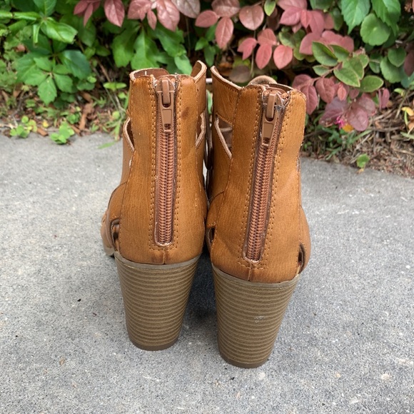 Rampage strappy lace up heel - Picture 3 of 6